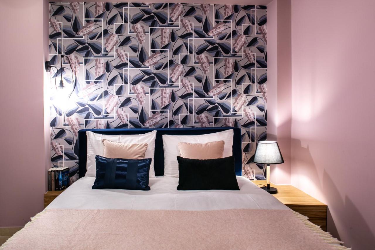 Living In Nafplio Urban Chic Apartments Bagian luar foto