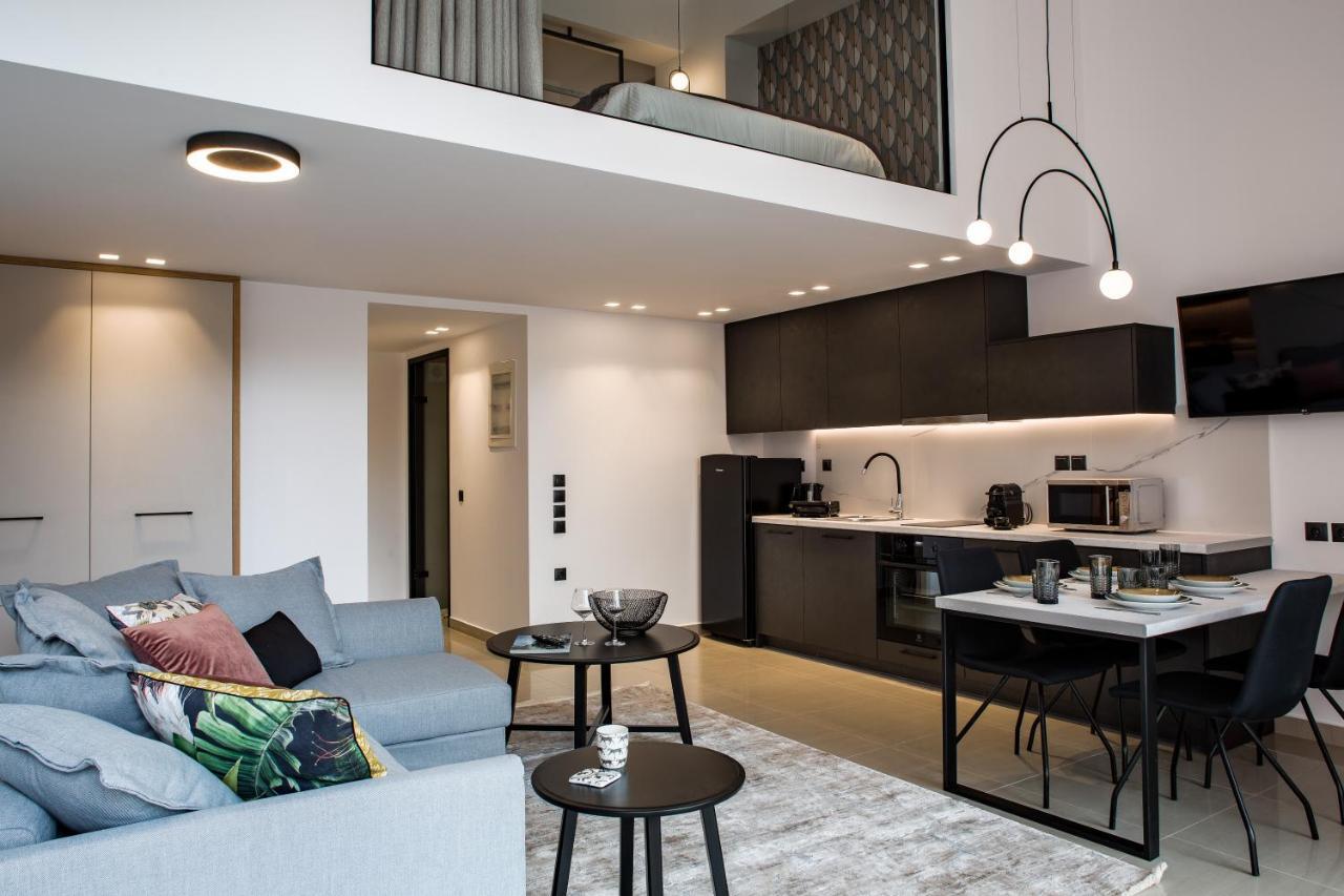 Living In Nafplio Urban Chic Apartments Bagian luar foto