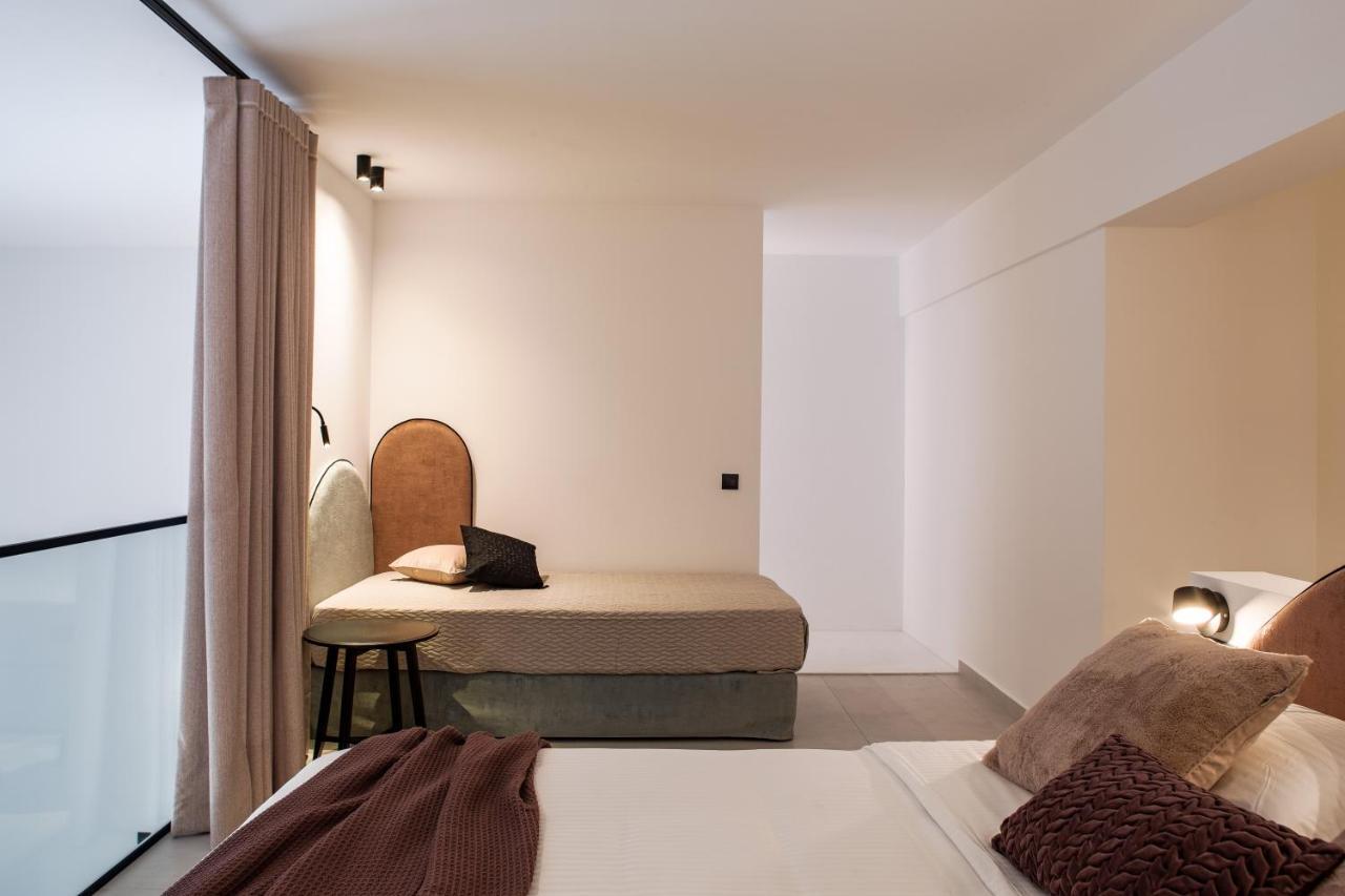Living In Nafplio Urban Chic Apartments Bagian luar foto