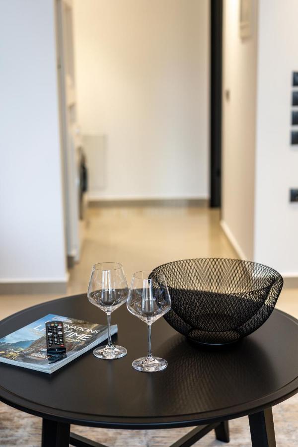 Living In Nafplio Urban Chic Apartments Bagian luar foto
